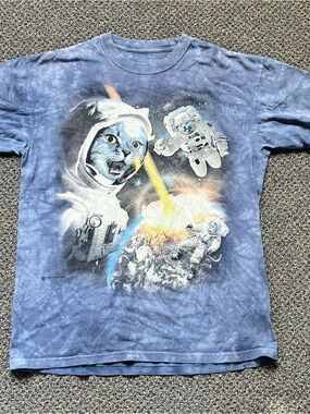 The Mountain Blue Tie-Dye Astronaut Cat Graphic Tee
